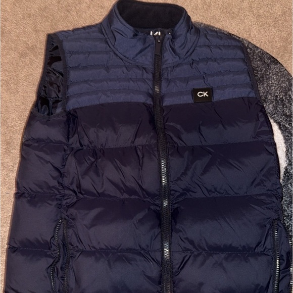 Calvin Klein Vest - Picture 1 of 2